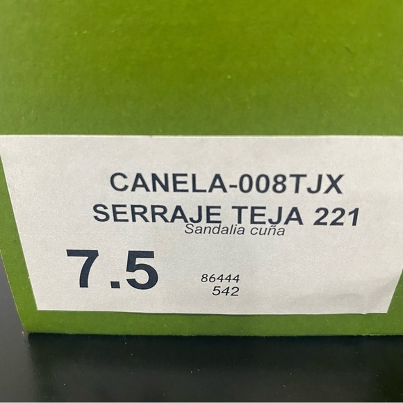 YOKONO Women’s Canela Suede Cross Band Padded Wedge Sandals Brick Size 7.5 - Picture 5 of 6